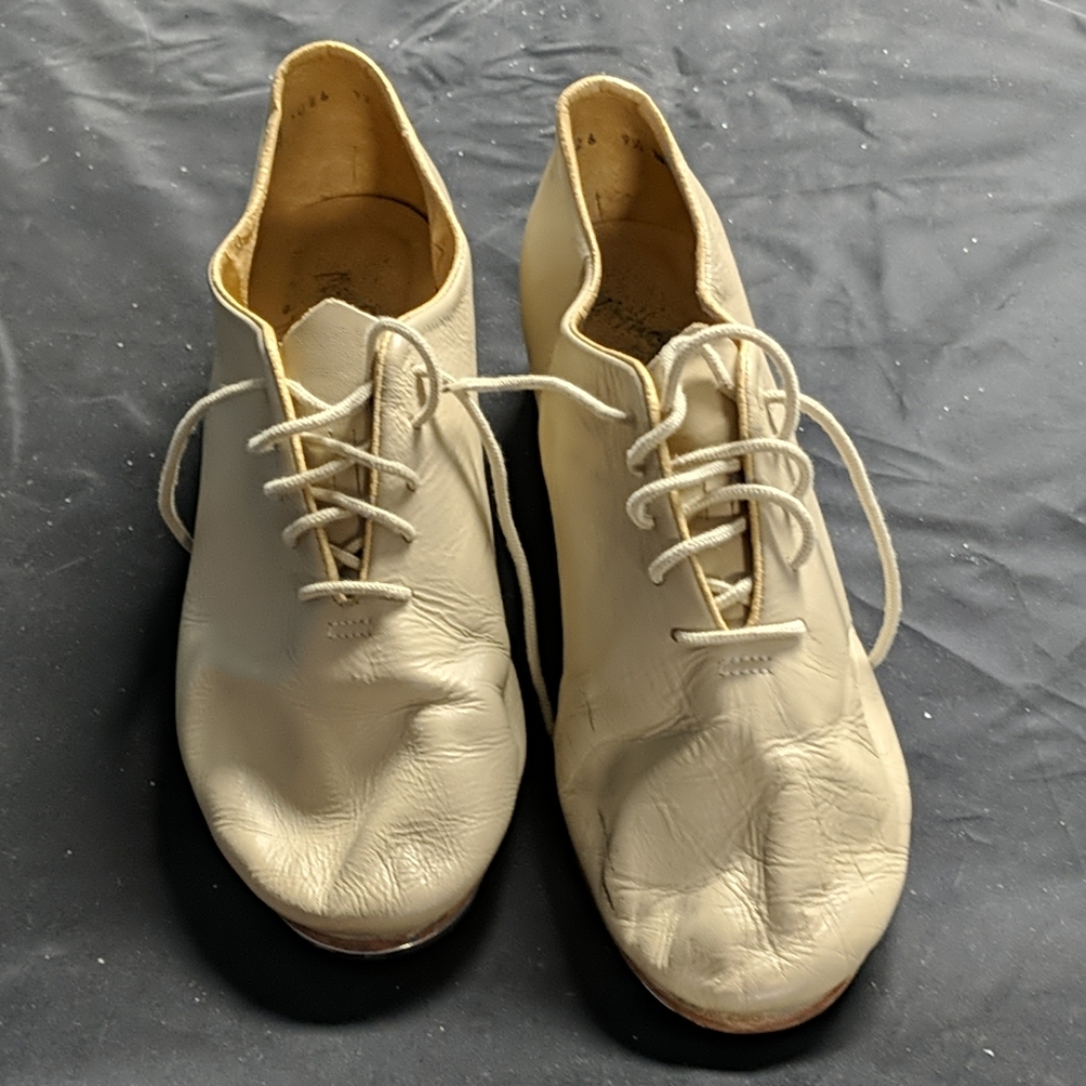 Tao shoes